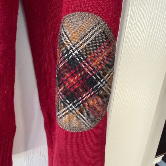 L.A.M.B Letter Cardigan Sweater - Picture 4 of 8